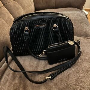 Anne Klein Black Quilted Women's Bag Set